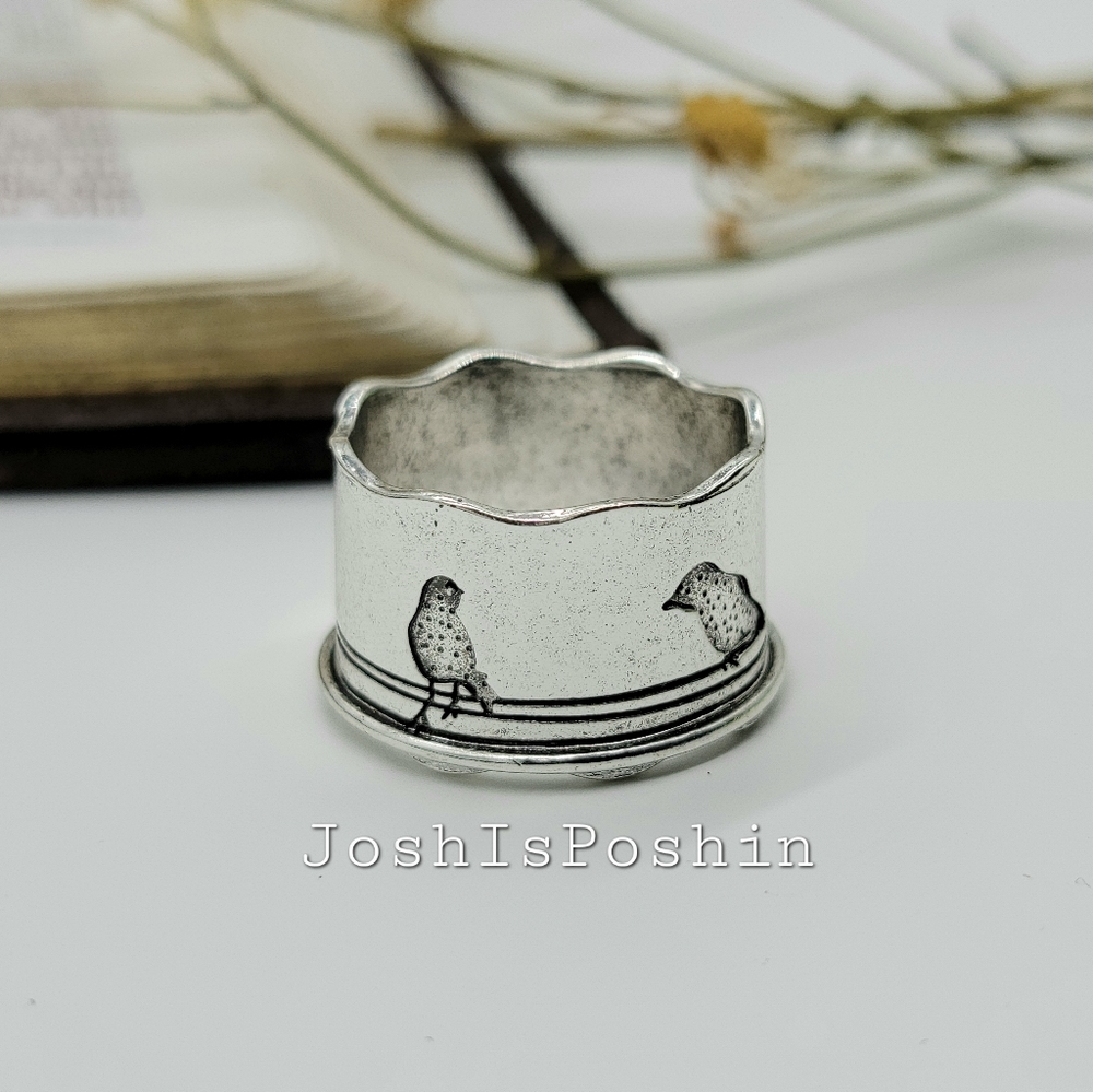 Silver engraved bird nature fashion ring